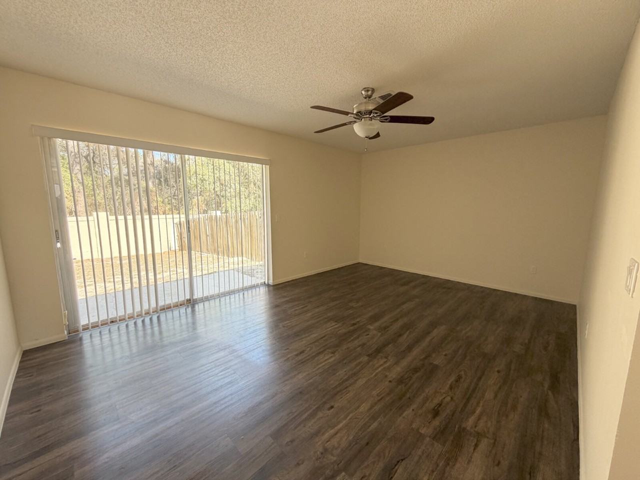 7419 Canterbury St - Photo 7 of 14