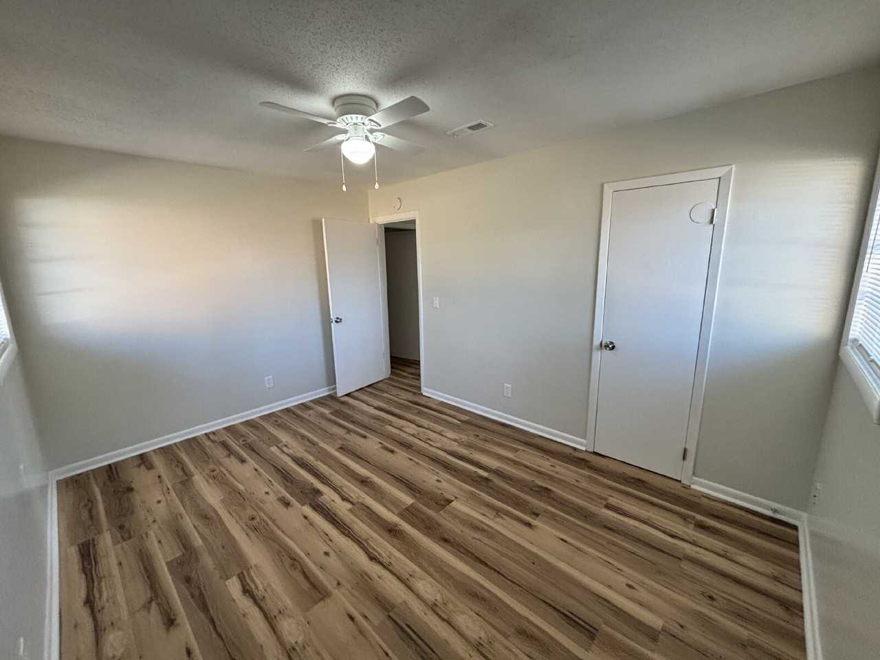 23 Dasinger St - Photo 4 of 15