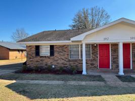 featured image of 102 Parker Dr