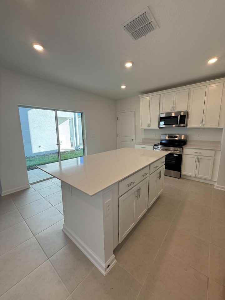 6080 Zen Way - Photo 4 of 20