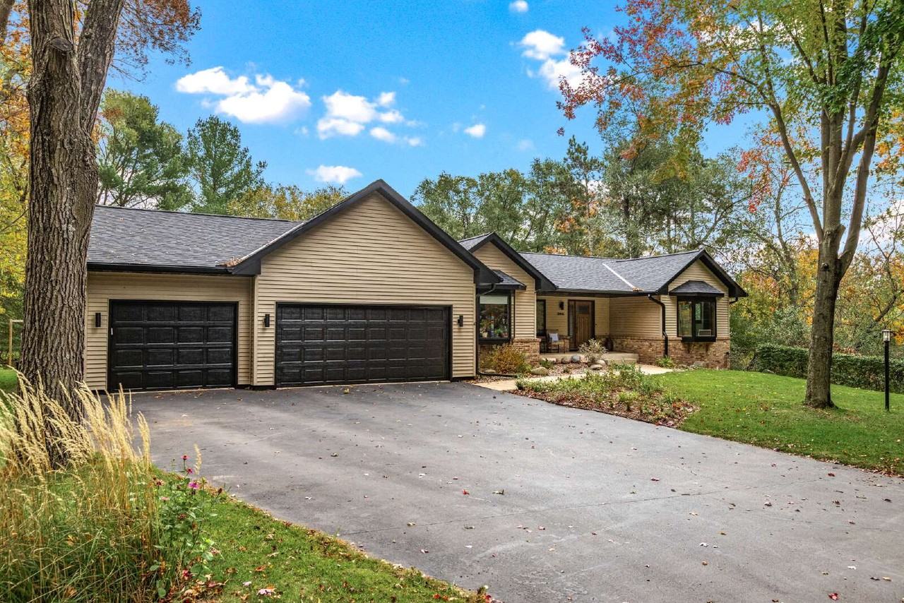 3803 Timber Creek Ct - Photo 3 of 50