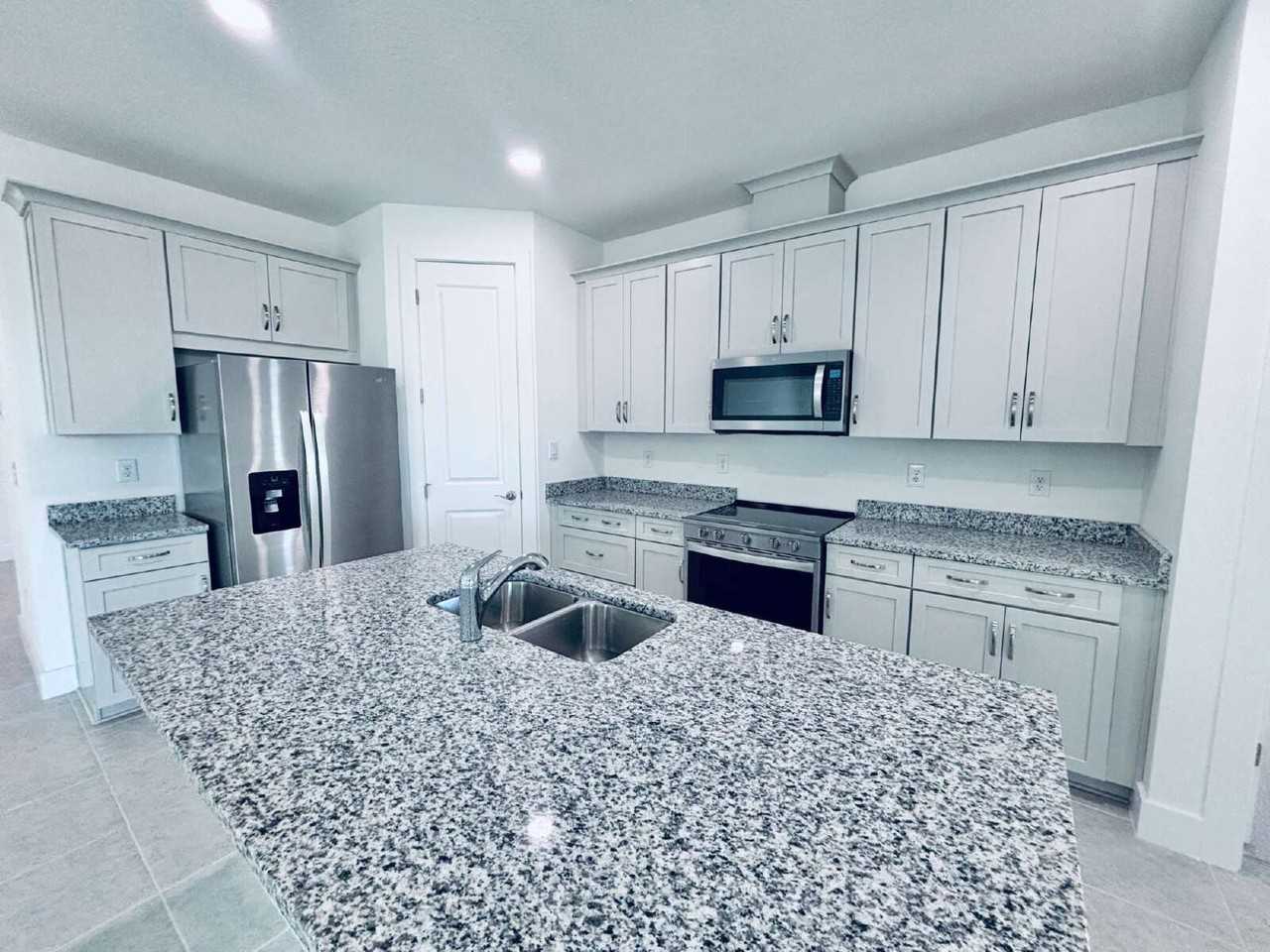 12768 Morning Mist Pl - Photo 7 of 50