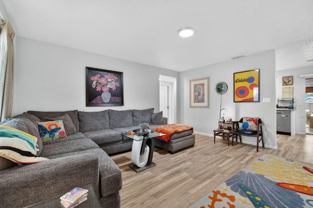 4273 Elkcam Blvd Se - Photo 5 of 31