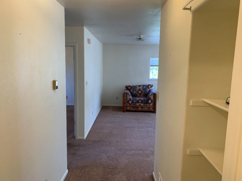 828 E 4th St #BORC - Photo 3 of 9