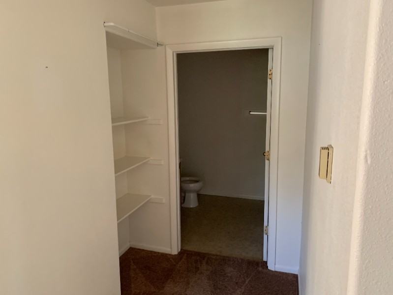 828 E 4th St #BORC - Photo 4 of 9