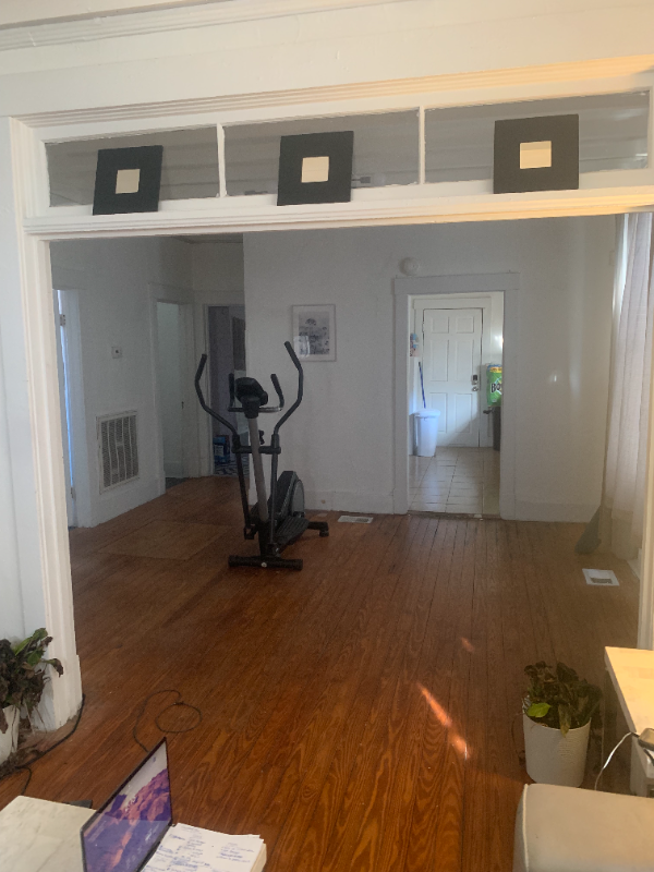 1014 W 39th St - Photo 4 of 14