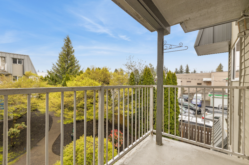 11540 Pinehurst Way Ne #206 - Photo 5 of 20