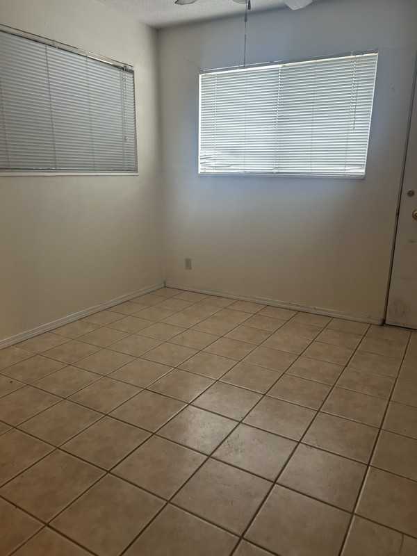 2601 N Kentucky Ave #4 - Photo 2 of 6