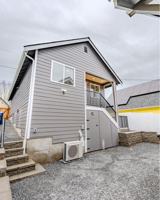 featured image of 2106 Oakes Ave #C