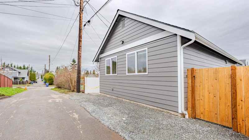 2106 Oakes Ave #C - Photo 5 of 16