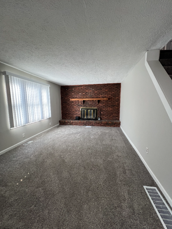 108 E Cleveland St - Photo 2 of 18