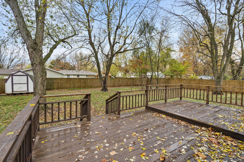 145 S Allen Ave - Photo 2 of 17