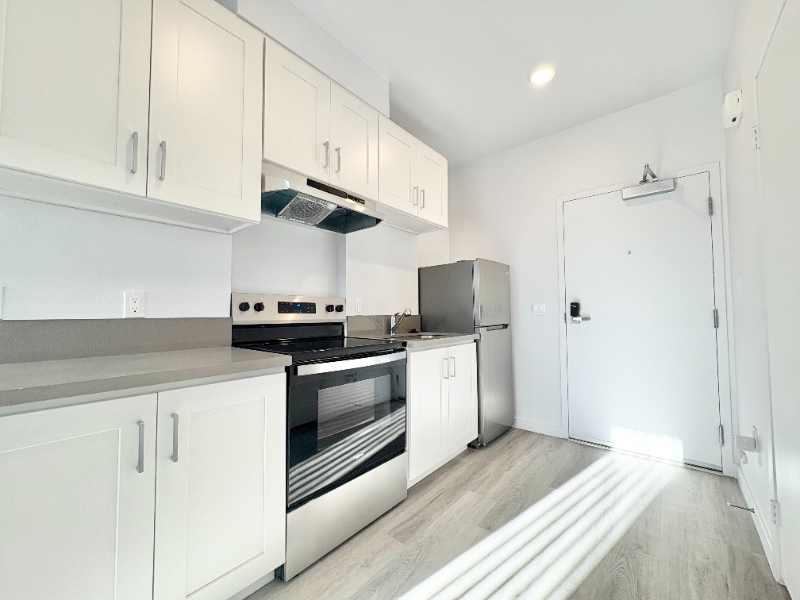 4008 W Martin Luther King Jr Blvd #301 - Photo 6 of 10