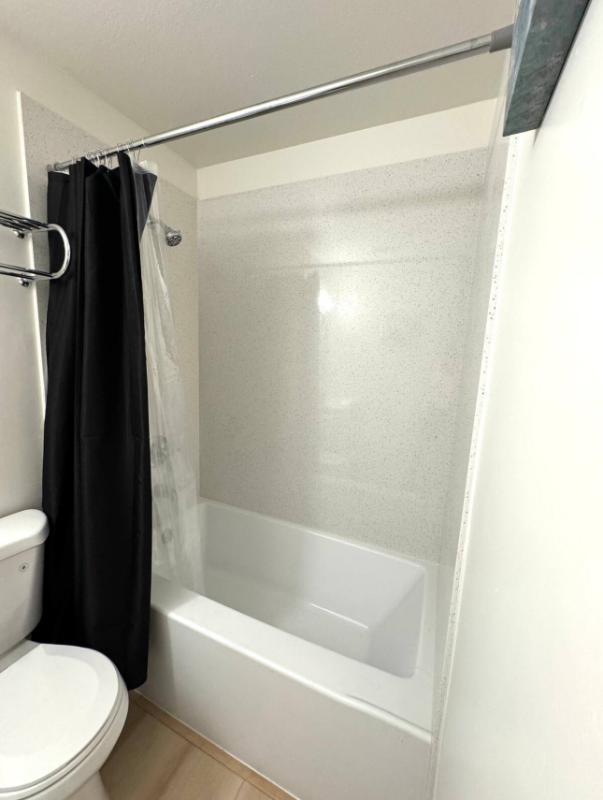 3964 Queenston Ct #1 - Photo 5 of 8