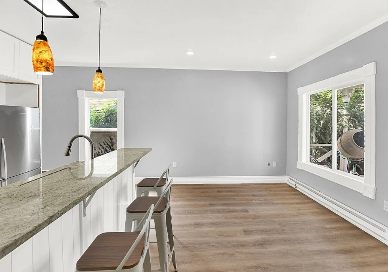 523 S Windsor St - Photo 5 of 17