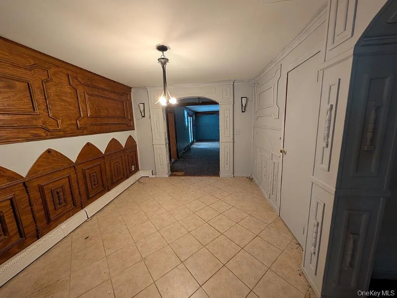 469 Eatontown Rd - Photo 6 of 7