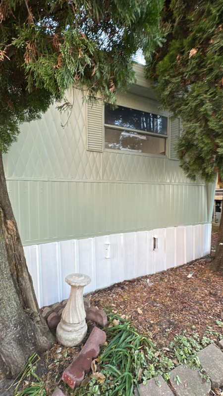 2825 Se 14th St #53 - Photo 2 of 11