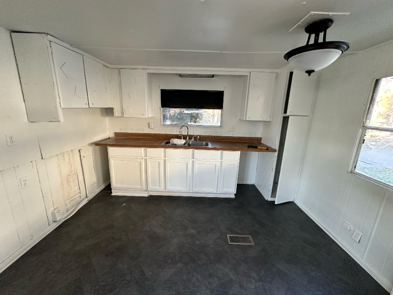 2825 Se 14th St #53 - Photo 4 of 11