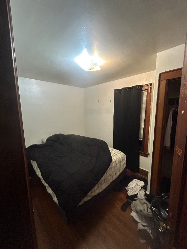 531 Seymour St #1 - Photo 7 of 10