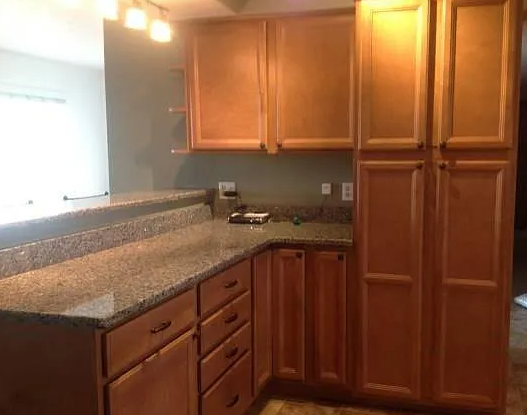 12417 Grand Ct Ne - Photo 2 of 8