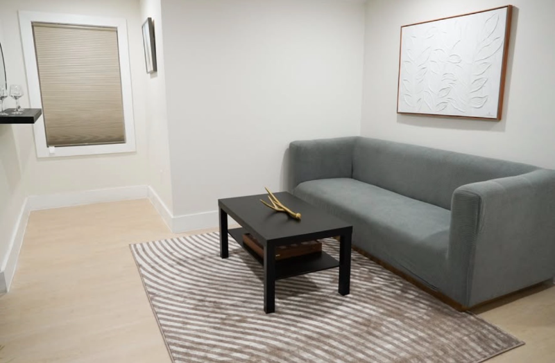 466 Avon Ave #3 - Photo 5 of 16