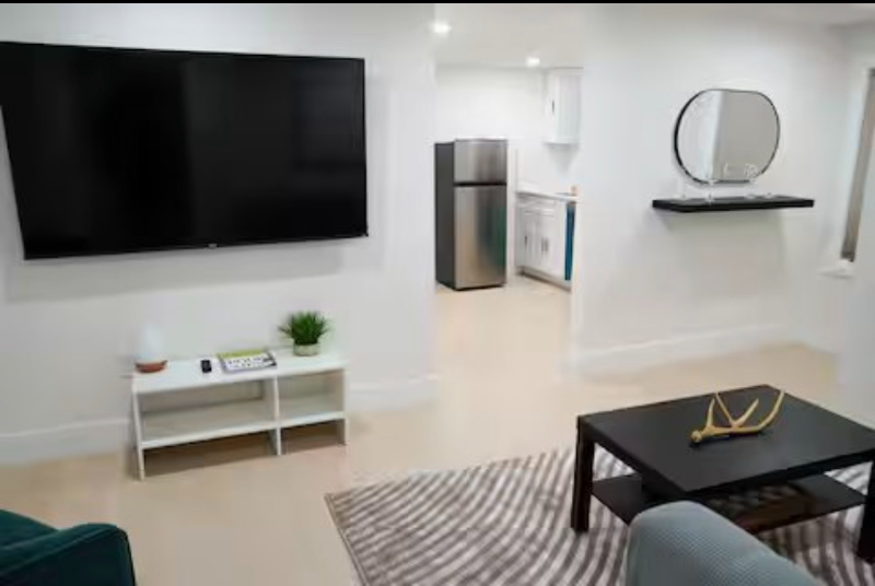 466 Avon Ave #3 - Photo 7 of 16