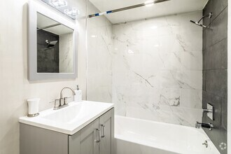 311 N Sycamore Ave #B11 - Photo 4 of 11