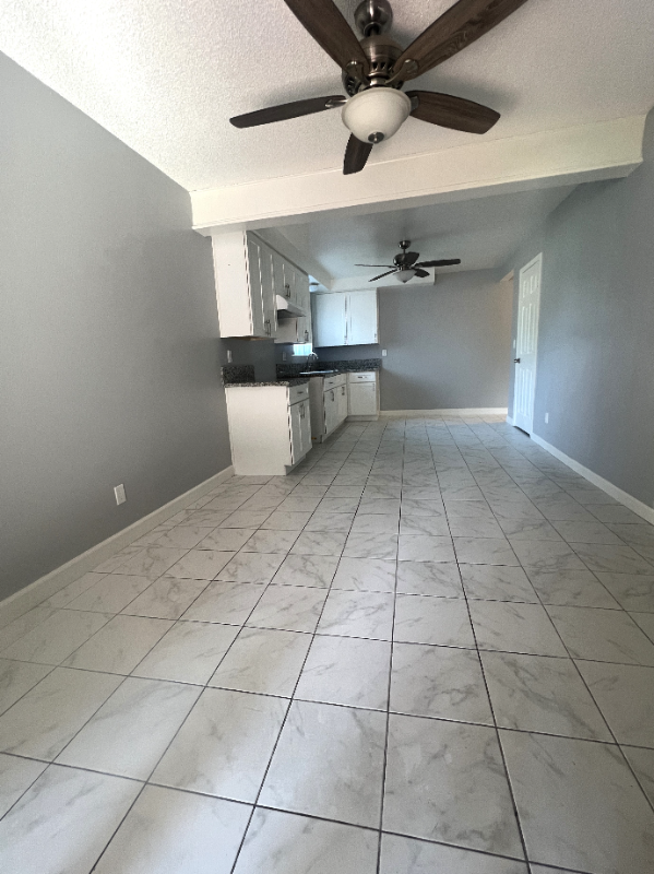 900 S Highland Ave #9 - Photo 3 of 15