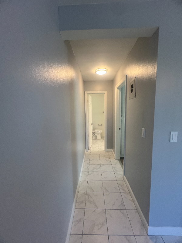 900 S Highland Ave #9 - Photo 6 of 15