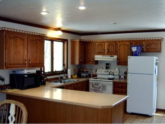 145 N Main St - Photo 2 of 24