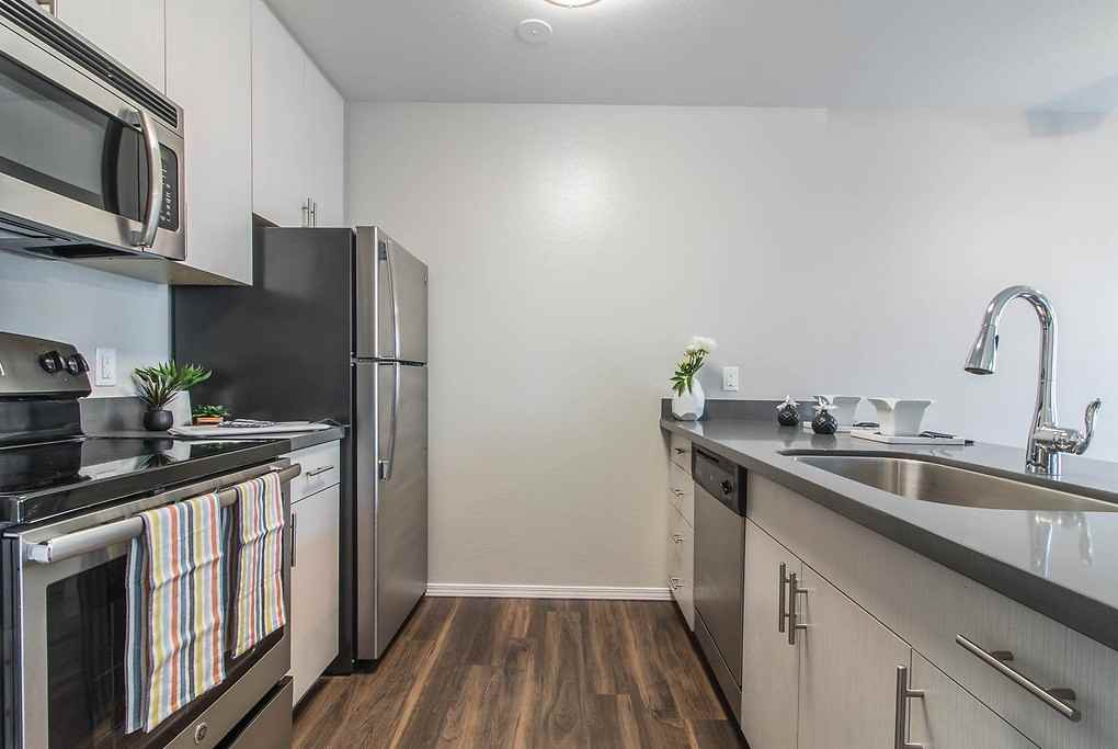 Le Parc - Photo 7 of 26