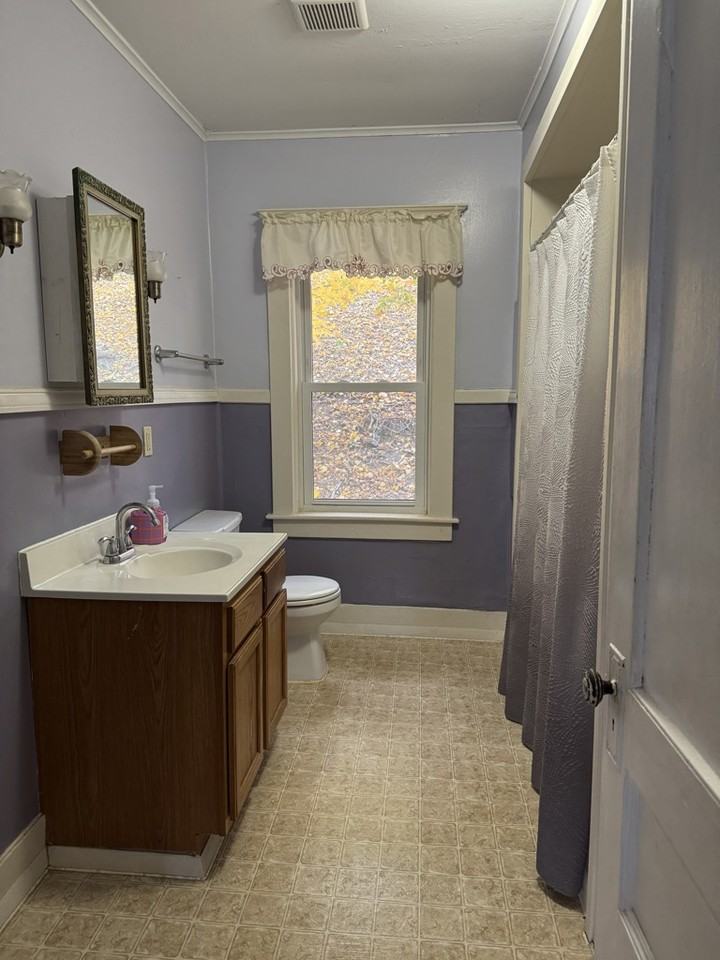 154 Chestnut St #FL2 - Photo 6 of 9