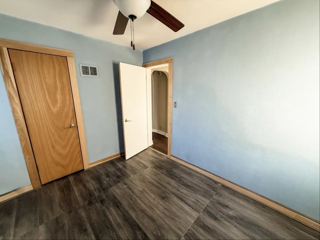 516 Doty St - Photo 6 of 8