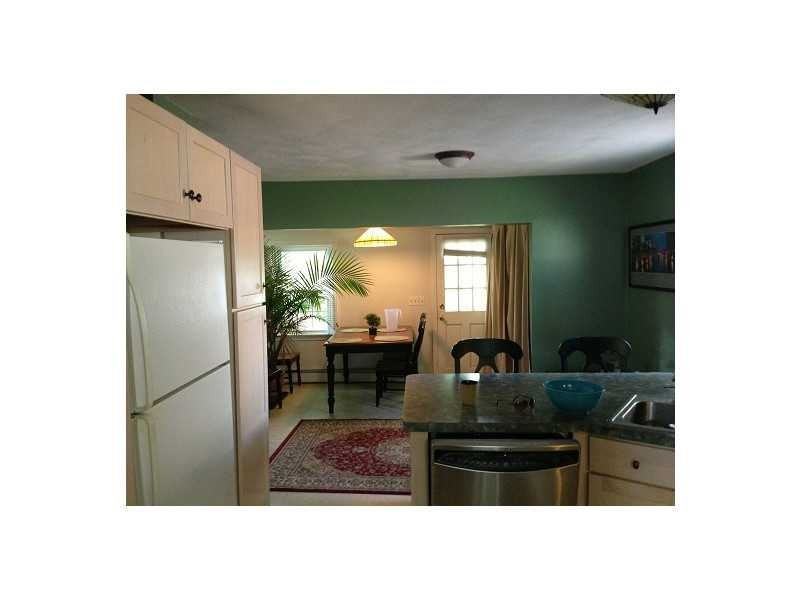 281 Marlborough St - Photo 2 of 5