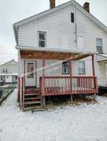 featured image of 200 Jarvis St