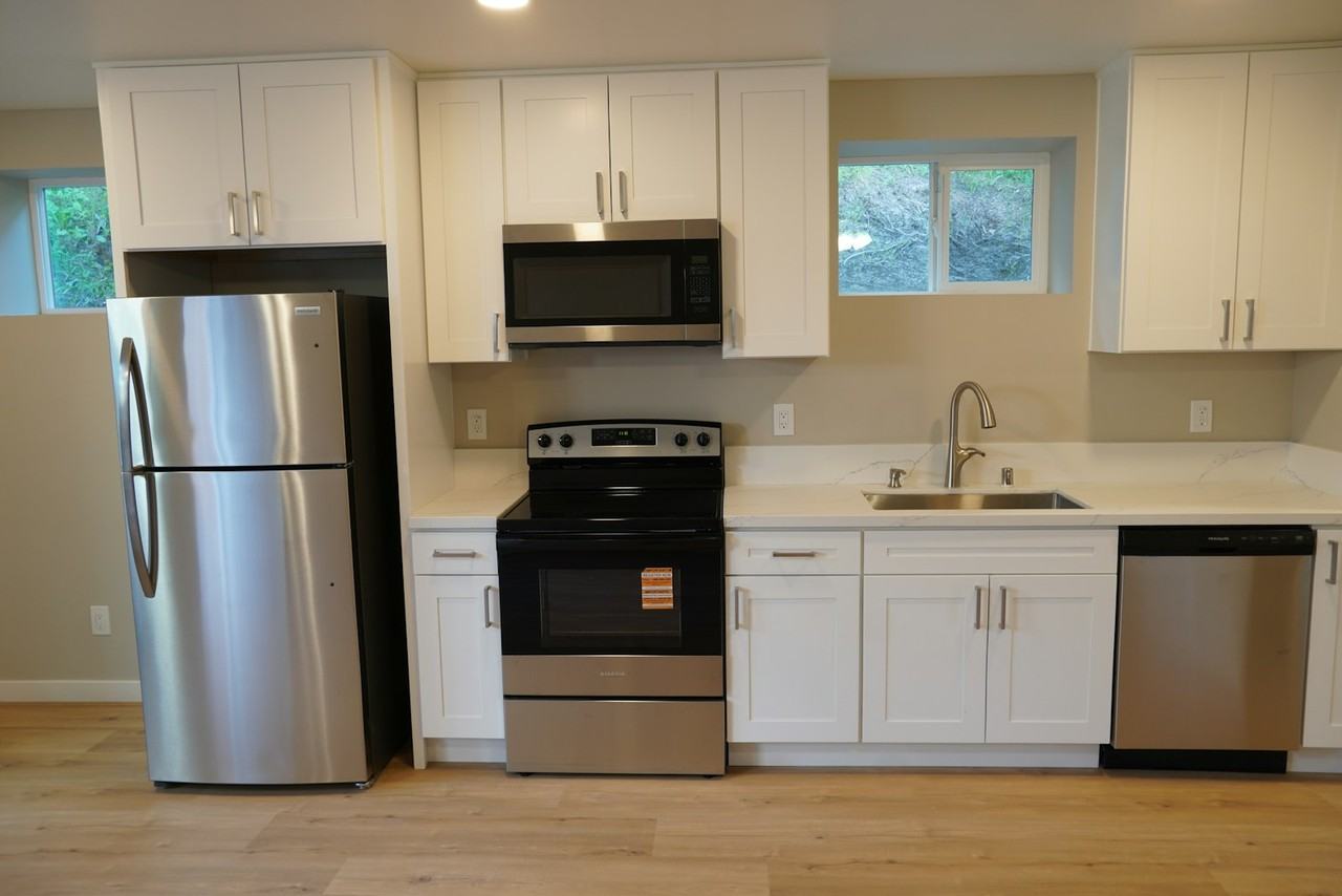 7221 Jacmar Avenue, Unit 7223 - Photo 3 of 16