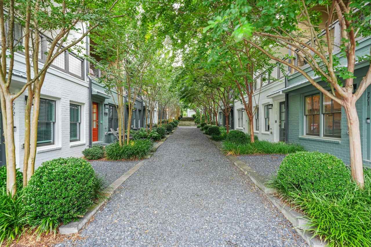 772 Aerial Way - Photo 2 of 38