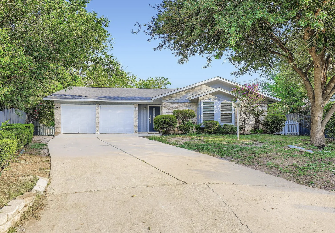 5402 Chevy Circle - Photo 3 of 20