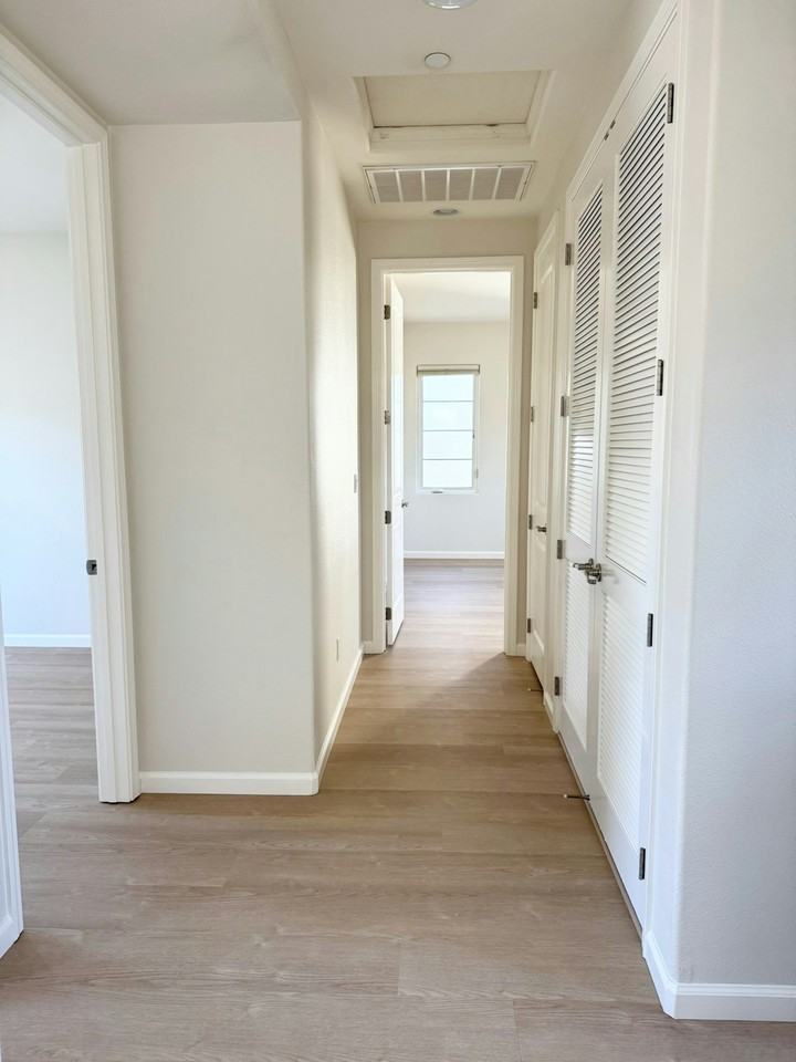 2024 Tarragon Rose Court - Photo 2 of 26