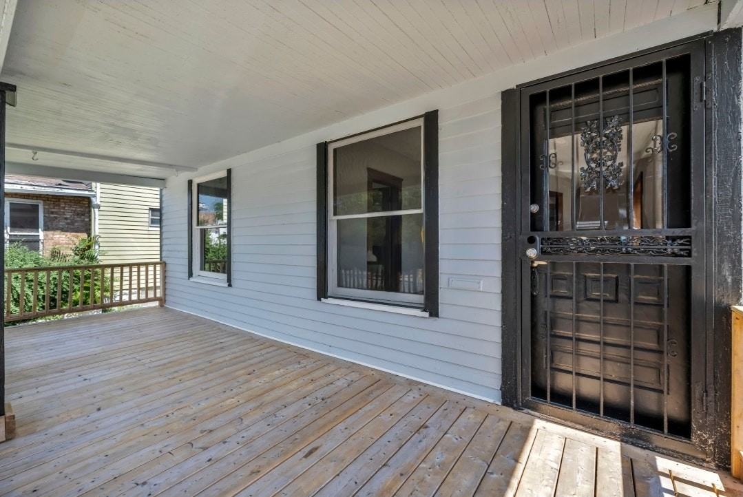 1261 East 123rd Street - Photo 2 of 10