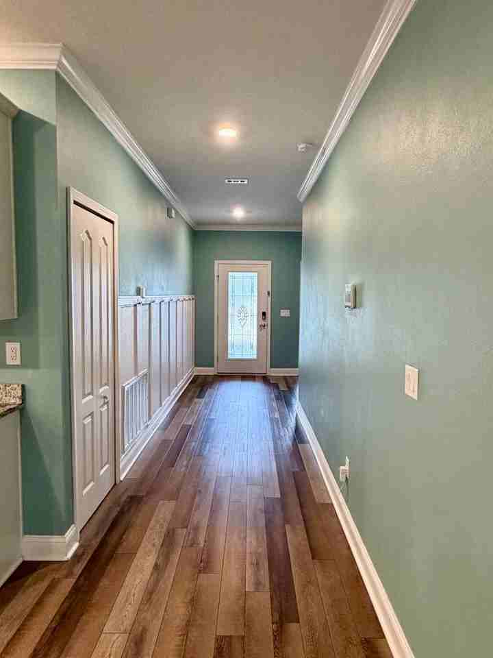 208 Boatsman Way - Photo 3 of 50