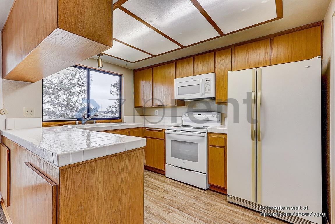 4636 Huggins Way - Photo 6 of 19