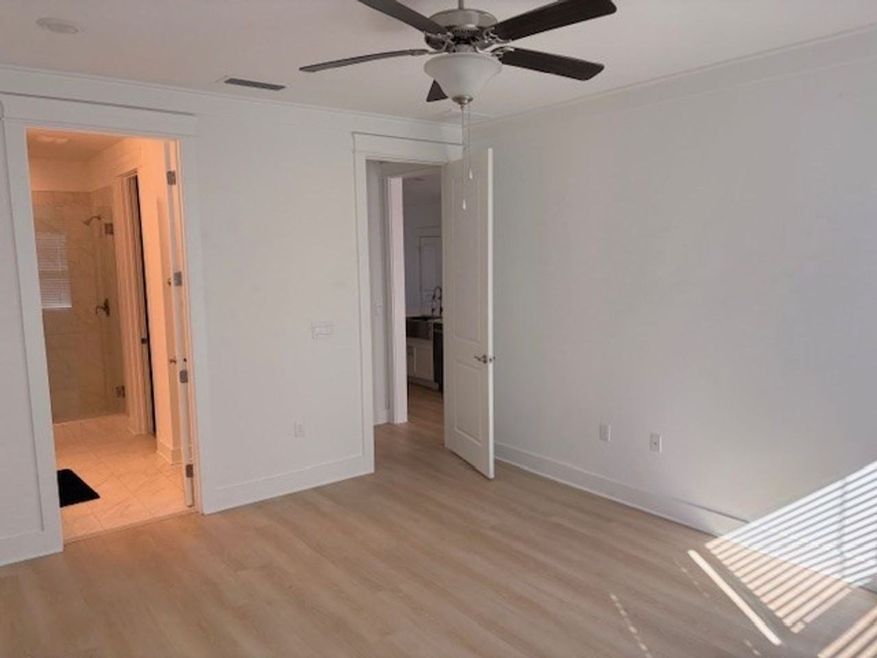 856 Walsonham Dr - Photo 7 of 25