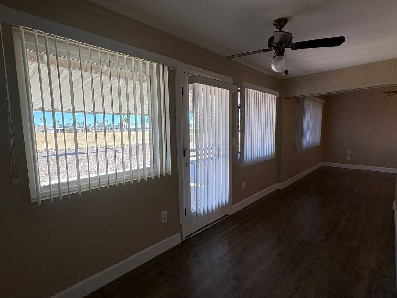 11418 N 109th Ave - Photo 5 of 17