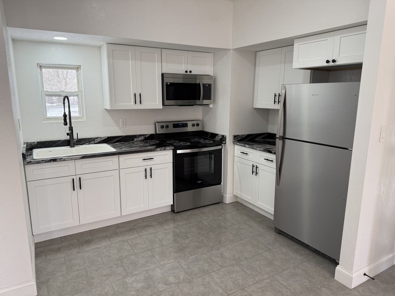 134 Alanna Dr #A - Photo 5 of 9