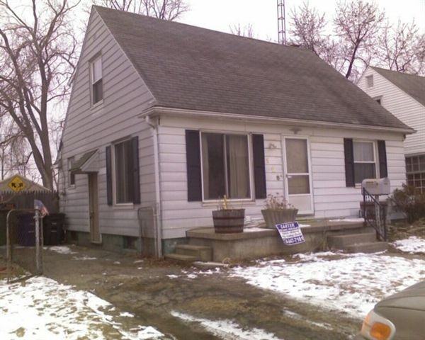 126 Warrington Rd - Photo 2 of 13