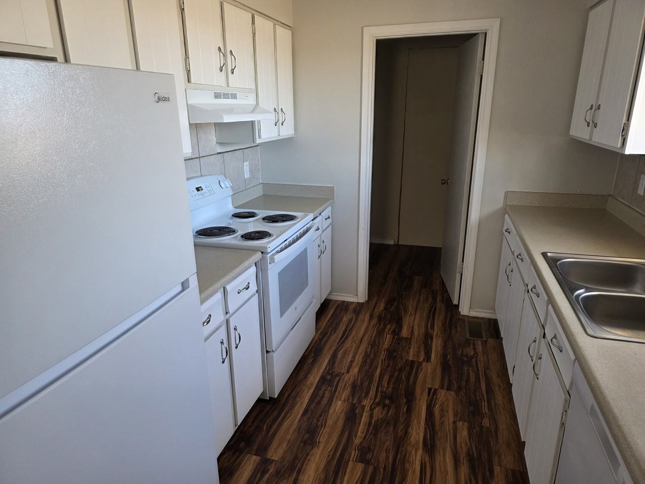 791 S Bellflower Dr #791 - Photo 3 of 10