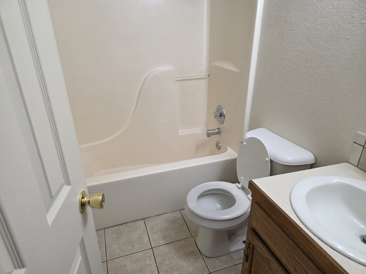 594 S Maher Dr #NA - Photo 4 of 12