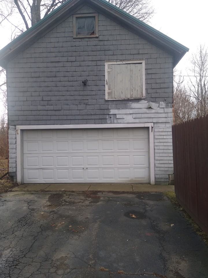 175 Eagle St - Photo 2 of 17