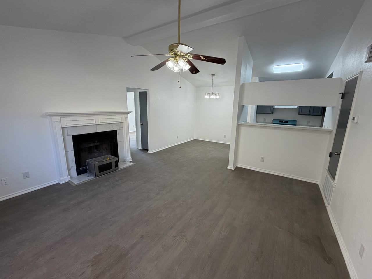 524 Cutty Trl #A - Photo 2 of 19